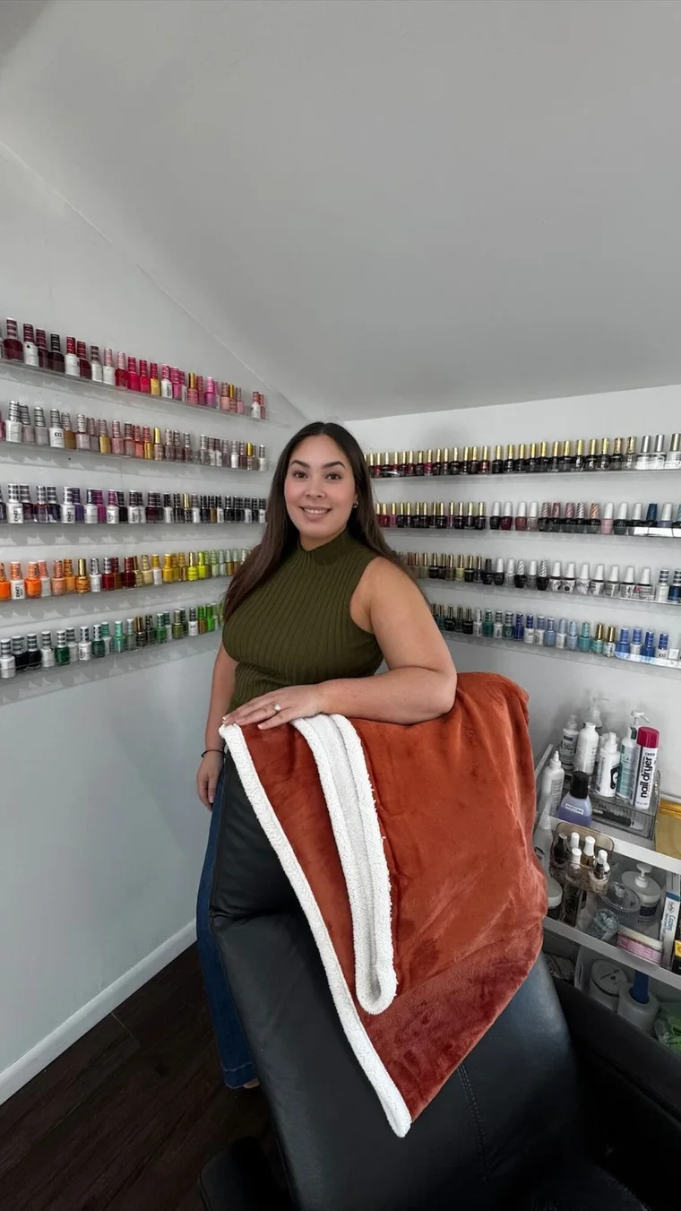 Juliana in her private nail studio